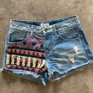 Guess Denim Shorts With Sequined Designs, Size 26